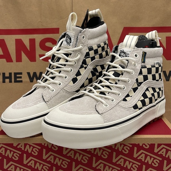 Vans Men’s Sk8-Hi Mte-2 Marshmallow/Checkerboard
VN0007NK6LC
Boots Cold Weather - Picture 7 of 16
